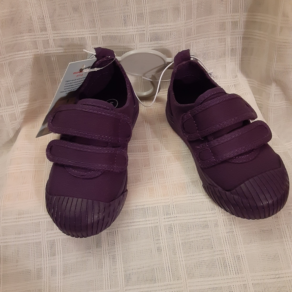 CAT & JACK PURPLE VELCRO SNEAKERS Toddler Size 5 NWT